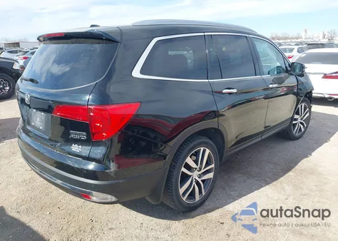 2017 Honda Pilot Touring z USA, uszkodzony, nr VIN 5FNYF6H90HB096460